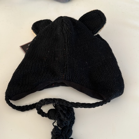 Wool hat - Picture 2 of 3
